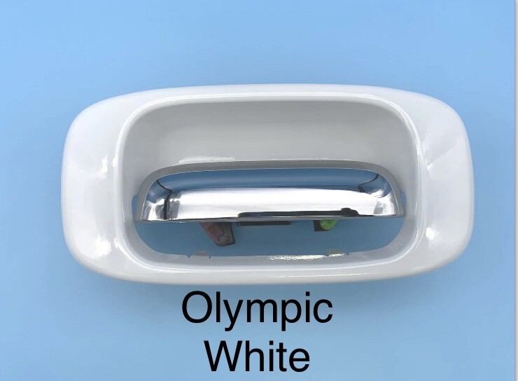 99-06 GM Chevy GMC Silverado Sierra olympic white tailgate handle and bezel 