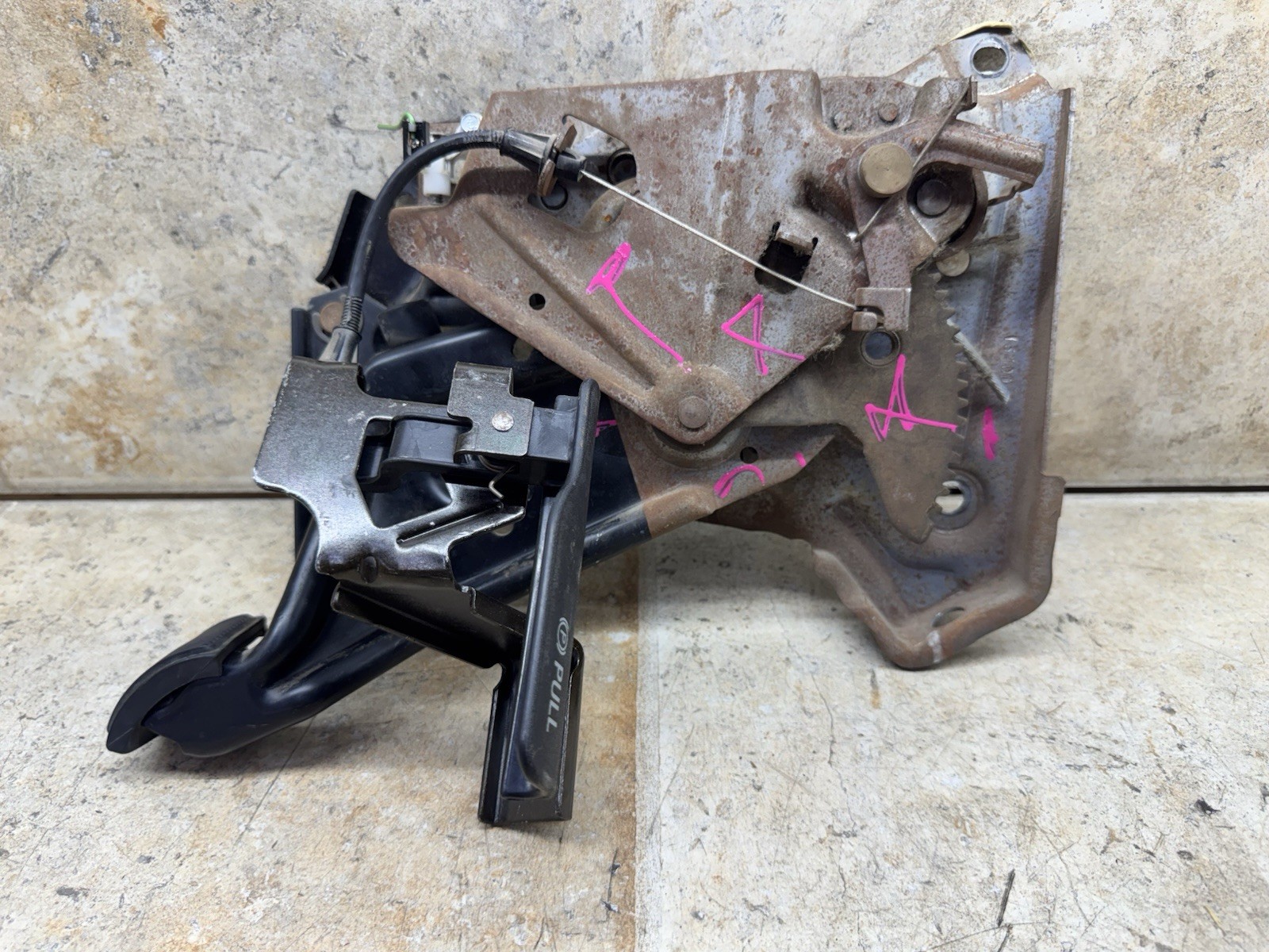 1999-2004 Ford F250 F350 Superduty Emergency Parking Brake Pedal Assembly 1999-2004 Ford F250 F350 Superduty Emergency Parking Brake Pedal Assembly