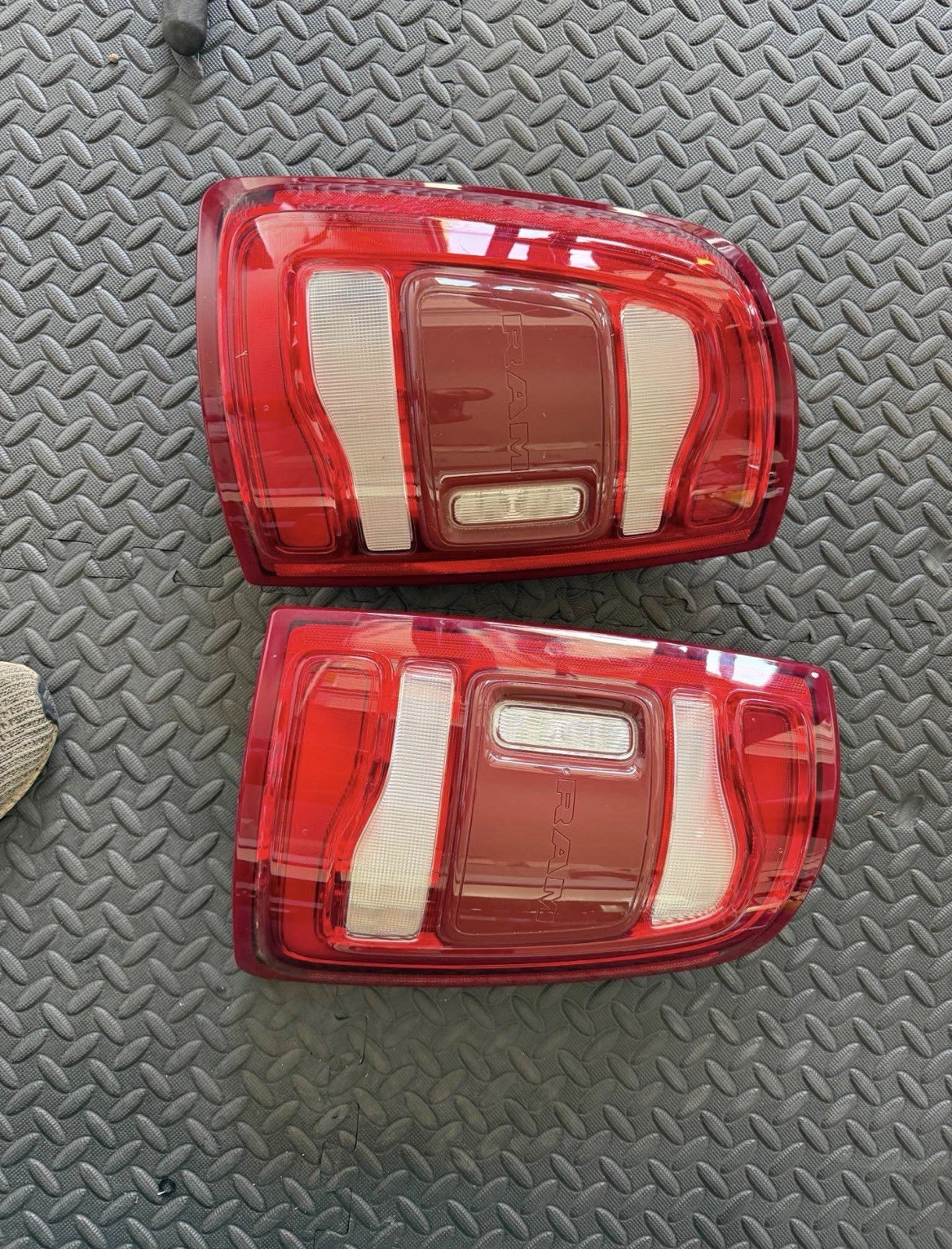 OEM Mopar 2019-2024 Ram 2500 3500 LED Tail Lights Pair LH RH Set
