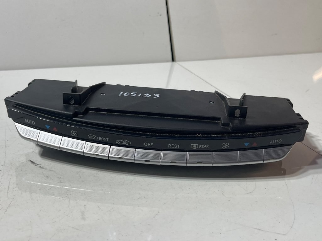 07-13 MERCEDES W221 S550 CL550 A/C AC HEATER CLIMATE CONTROL SWITCH 2218709810 07-13 MERCEDES W221 S550 CL550 A/C AC HEATER CLIMATE CONTROL SWITCH 2218709810
