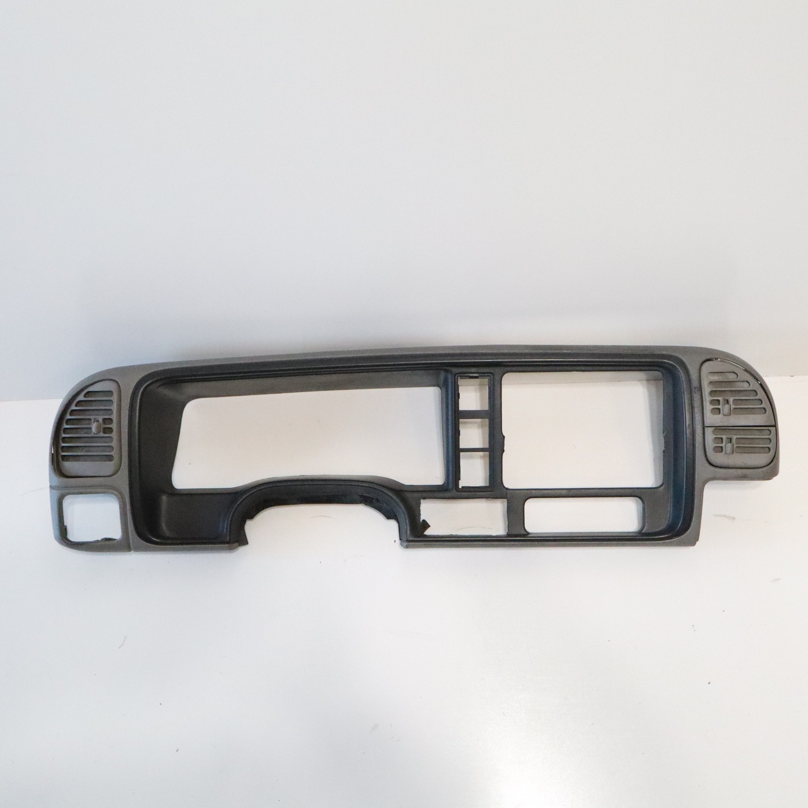 1995-1999 Silverado Yukon Dash Trim Cluster bezel gray READ DESCRIPTION