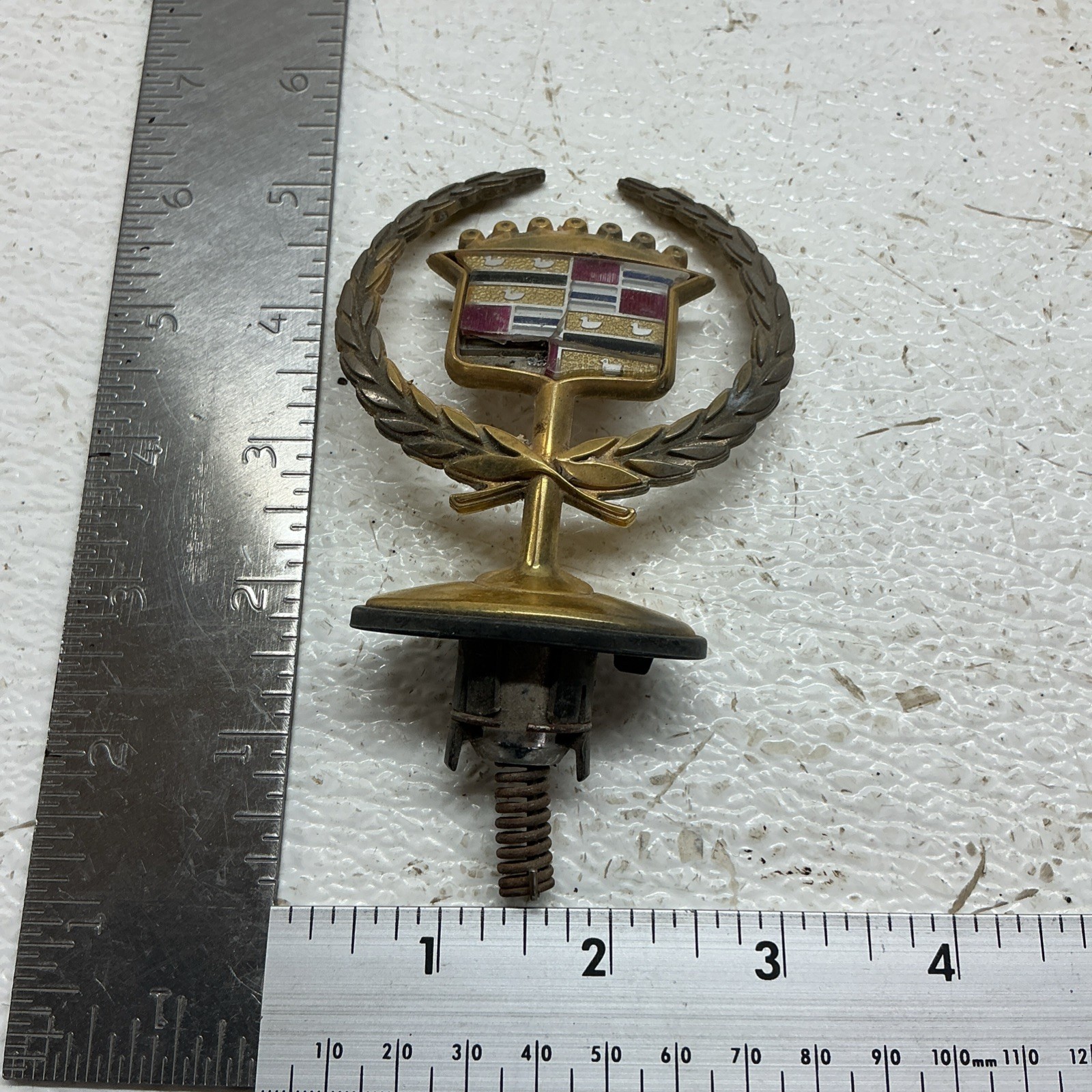 Original Vintage 1992-97 Seville CADILLAC 94-96 Deville FLEETWOOD HOOD ORNAMENT