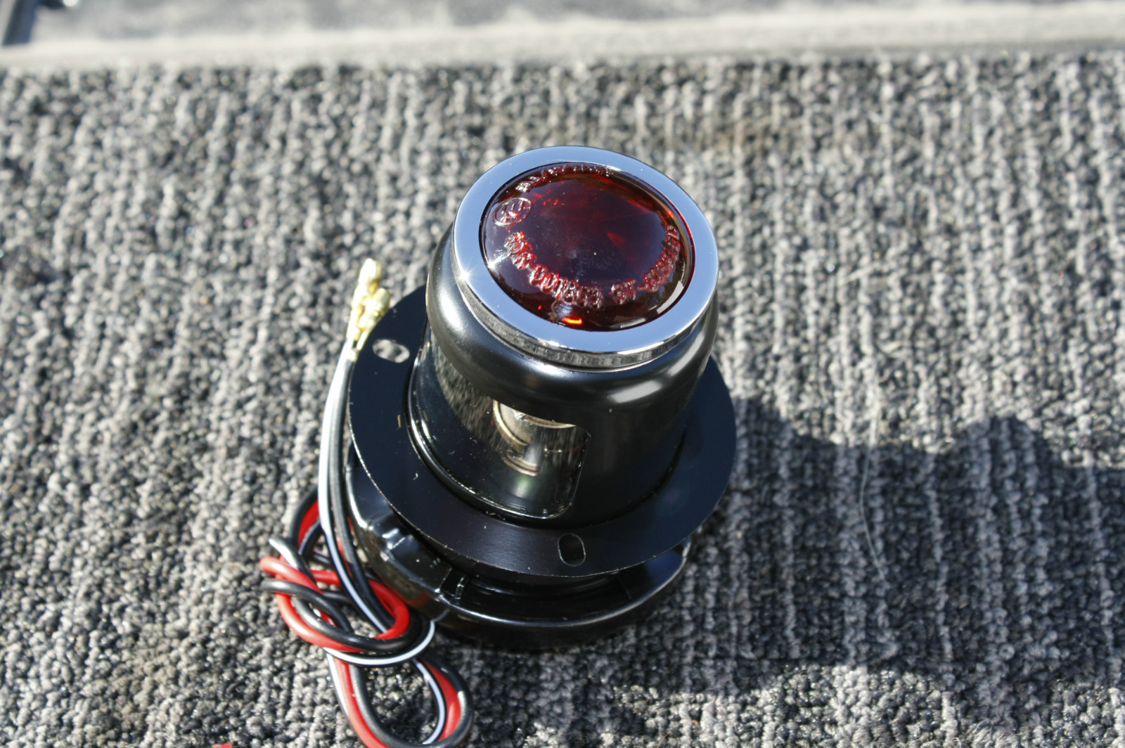 LUCAS Repro Round TAILIGHT TAIL LIGHT British BOBBER CAFE  MT110 Medium 21509