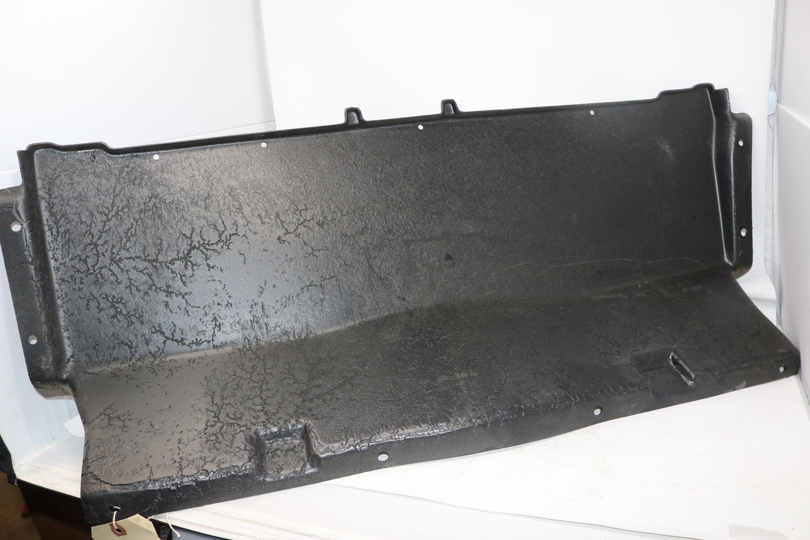 4642281 NEW OEM 1992-1996 DODGE VIPER GTS RT/10 FUEL TANK CLOSE OUT PANEL