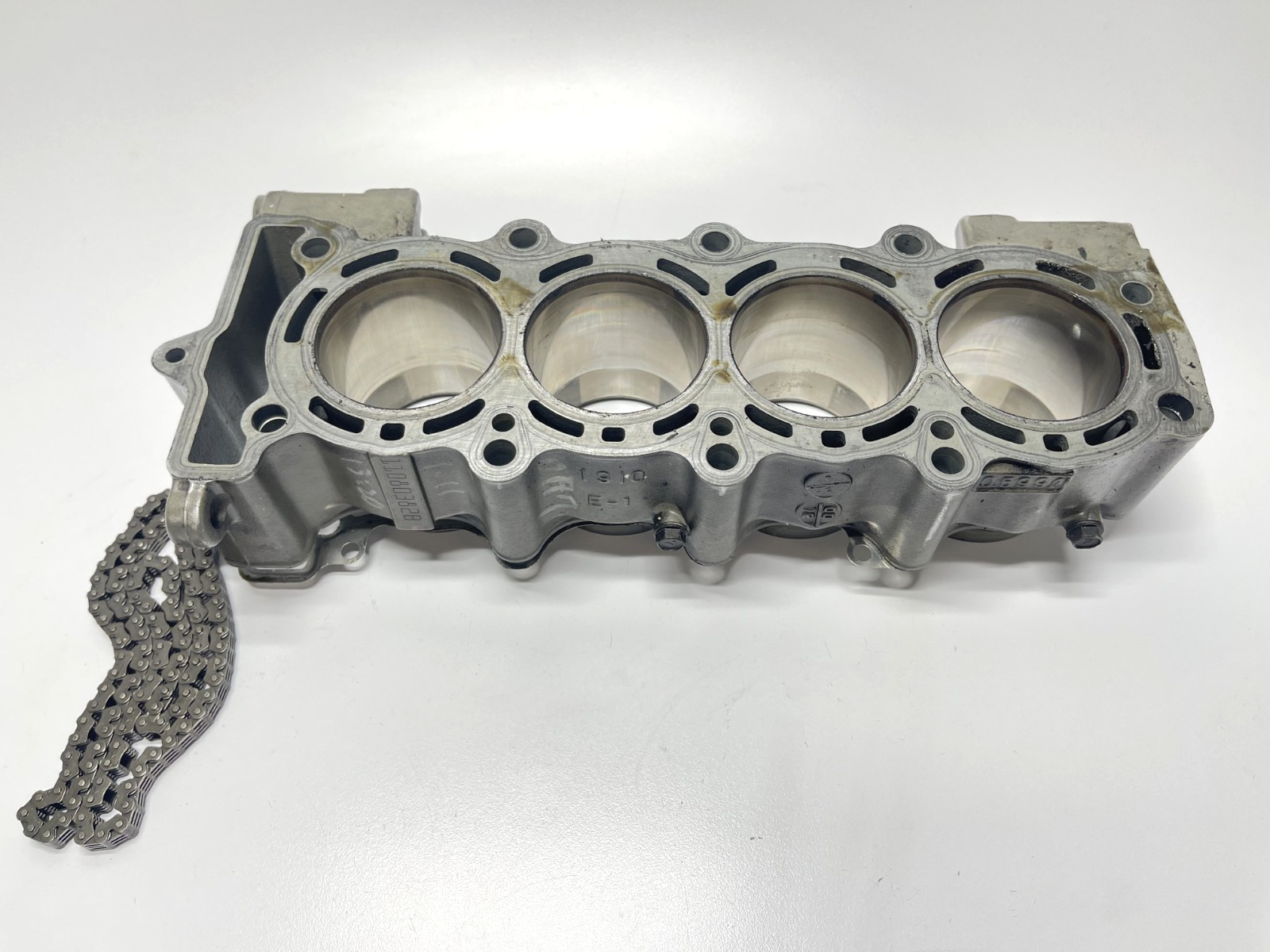 Engine Motor Cylinder Head 2000-2002 Kawasaki ZX6R 636 Ninja OEM