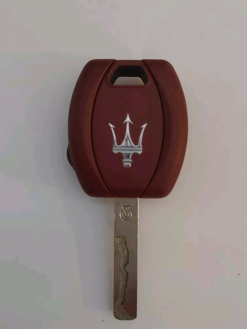 MASERATI SPYDER/ COUPE/ GRANSPORT VALET  KEY OEM.