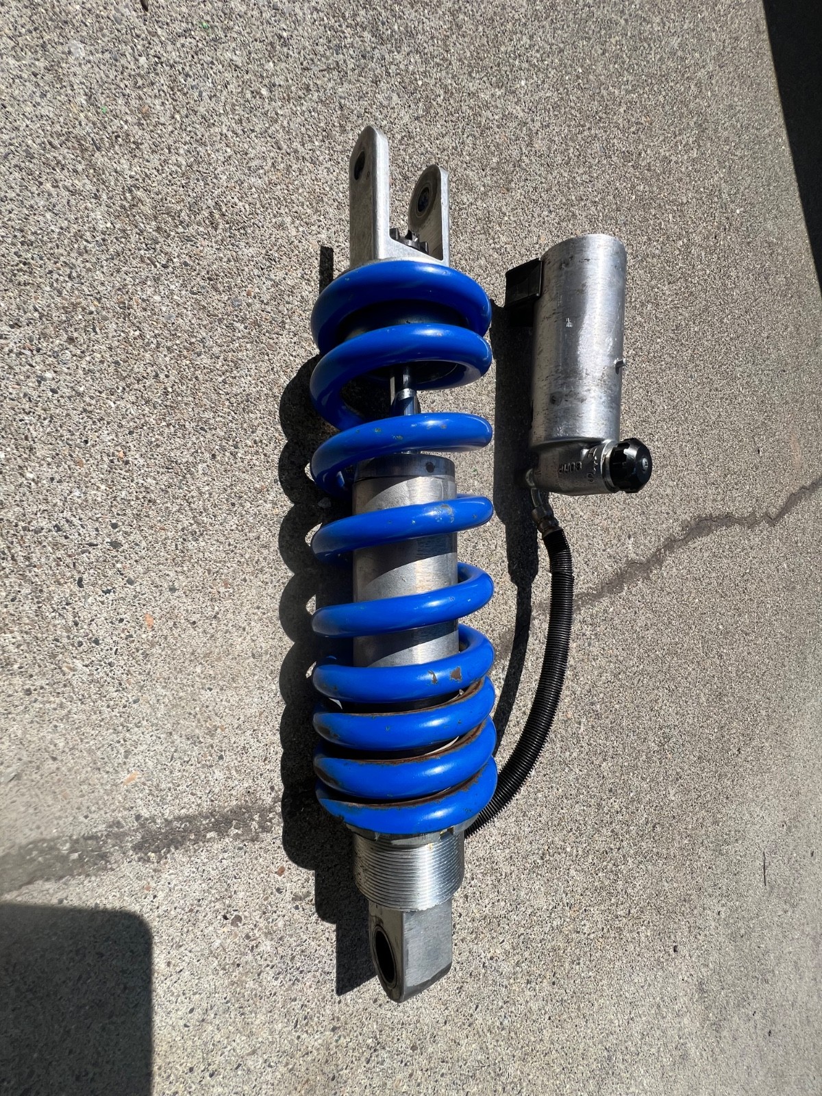 1985 1986 Honda ATC 350X Rear Shock oem