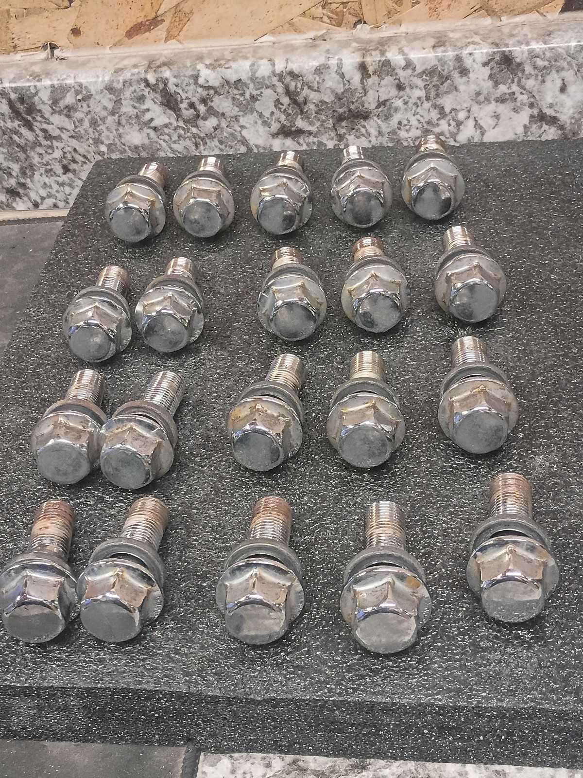 2003-25 VOLVO S60 S80 V70 XC60 XC70 XC90 5 CHROME WHEEL LUG BOLTS 31423735