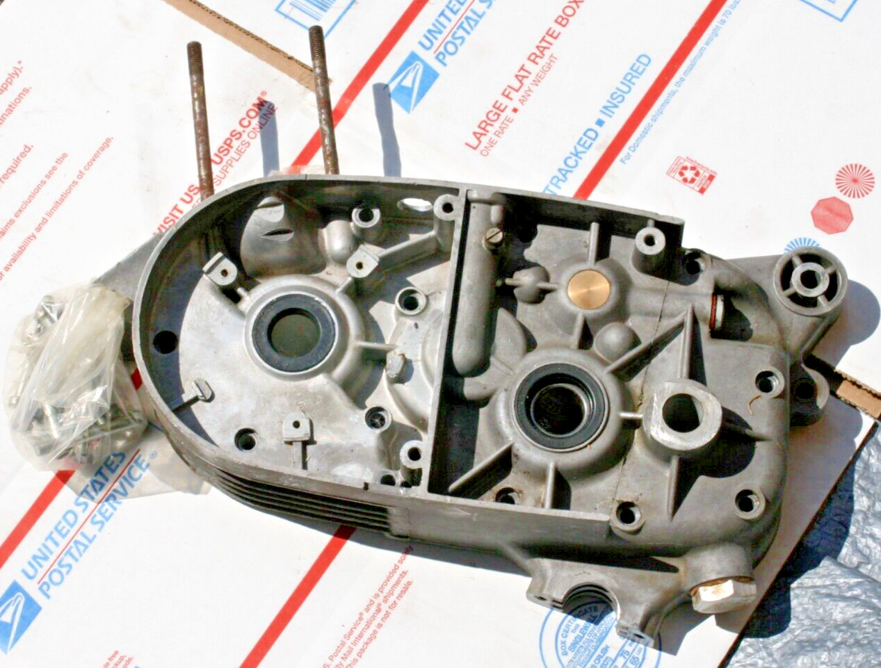 1968 Harley-Davidson AERMACCHI M-125 RAPIDO 125cc C-189 OEM ENGINE CASE W/CASE B 1968 Harley-Davidson AERMACCHI M-125 RAPIDO 125cc C-189 OEM ENGINE CASE W/CASE B