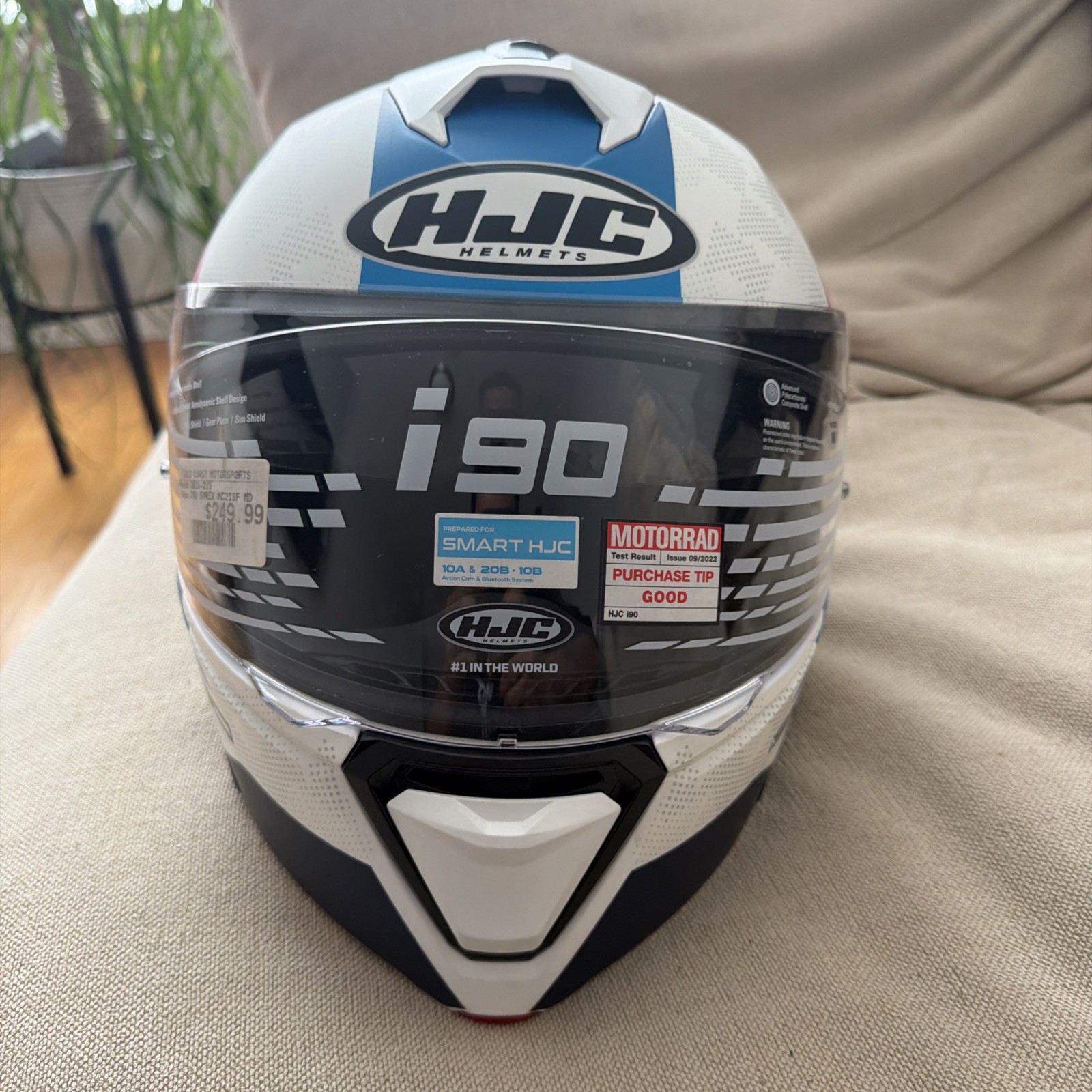 HJC I90 Motorcycle Helmet Size M Brand New HJC I90 Motorcycle Helmet Size M Brand New