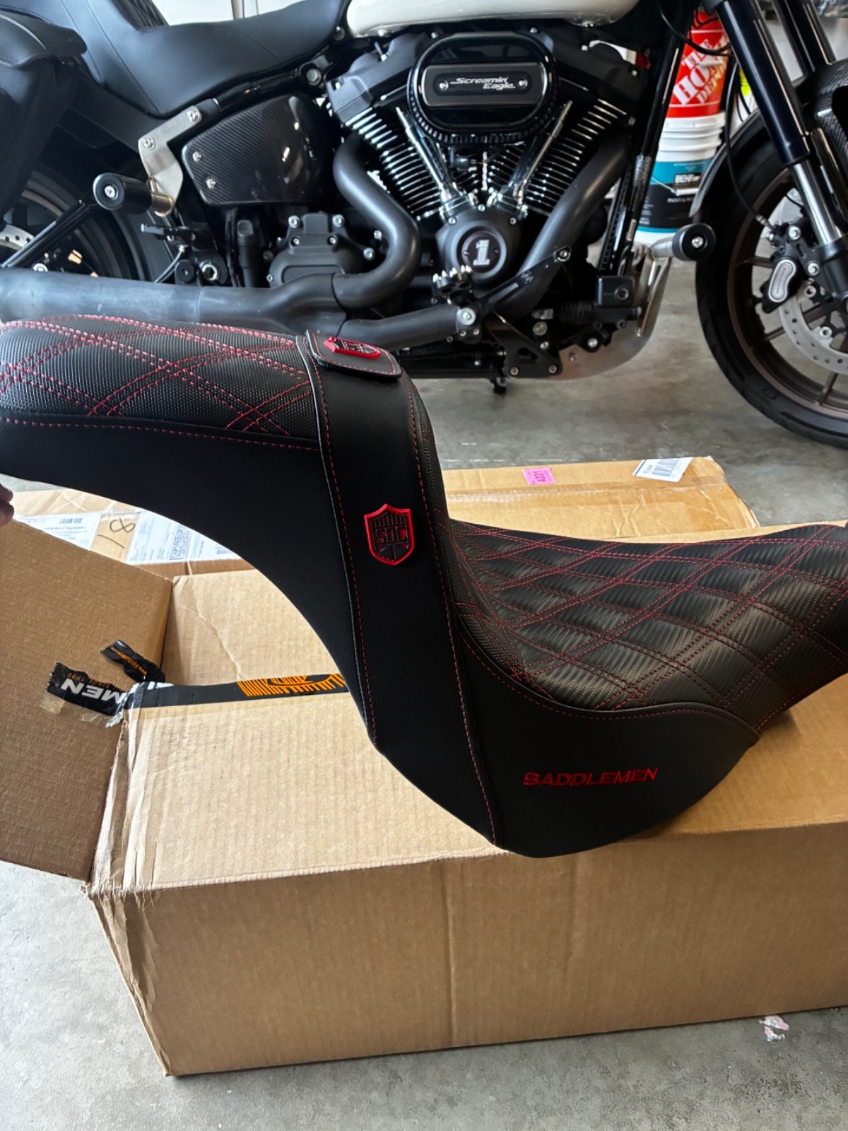 Saddlemen - Pro Series SDC Performance Gripper Seat with backrest Saddlemen - Pro Series SDC Performance Gripper Seat with backrest