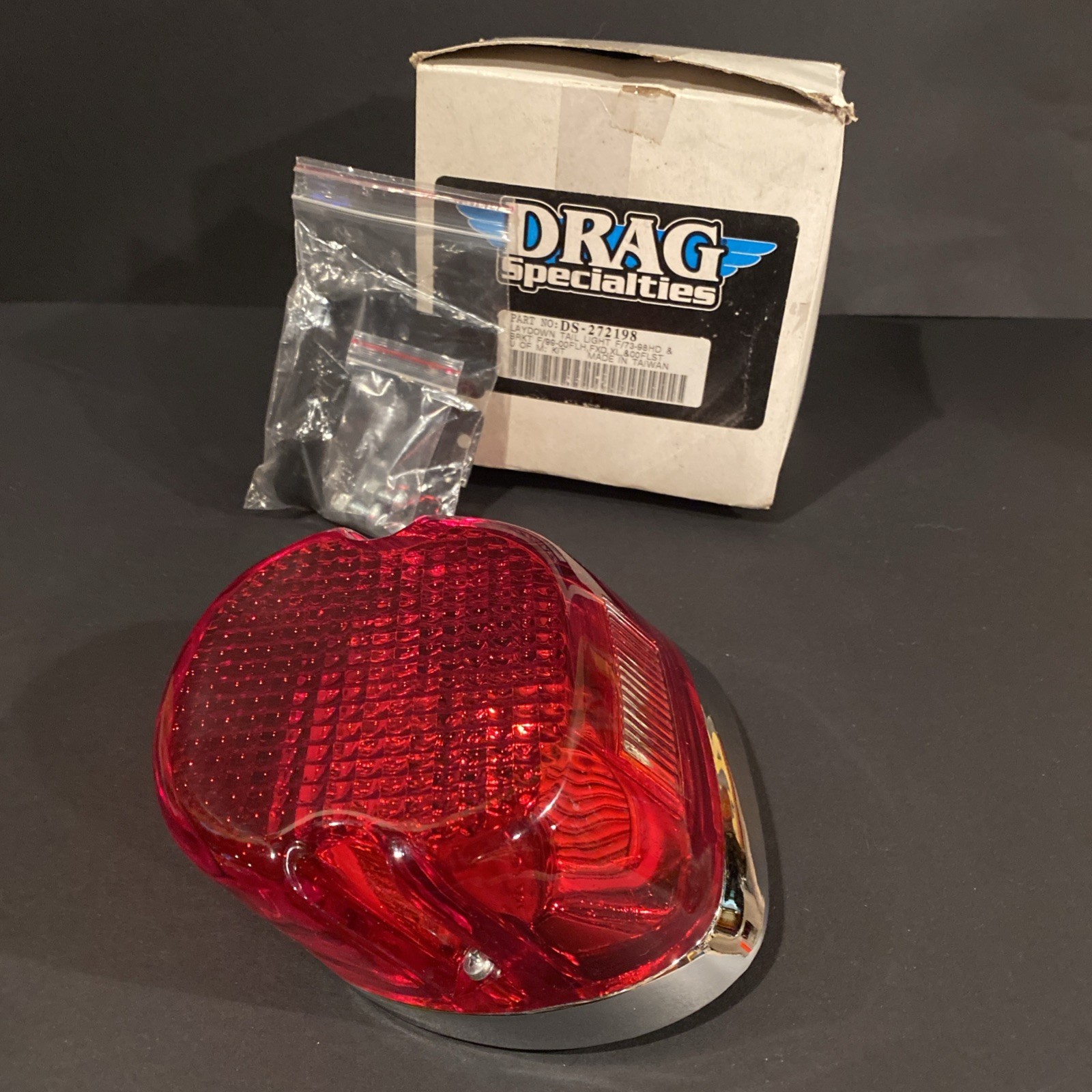 NOS DRAG SPECIALTIES DS-272198 Laydown Taillight Assembly - HARLEY/SUPER GLIDE + NOS DRAG SPECIALTIES DS-272198 Laydown Taillight Assembly - HARLEY/SUPER GLIDE +