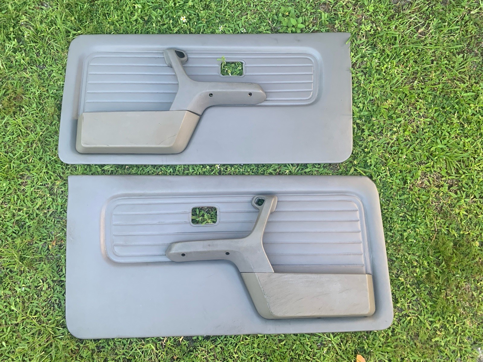 85-91 BMW E30 325i 318iS 325iX 325iC M3 Coupe Door Cards Panels gray 85-91 BMW E30 325i 318iS 325iX 325iC M3 Coupe Door Cards Panels gray