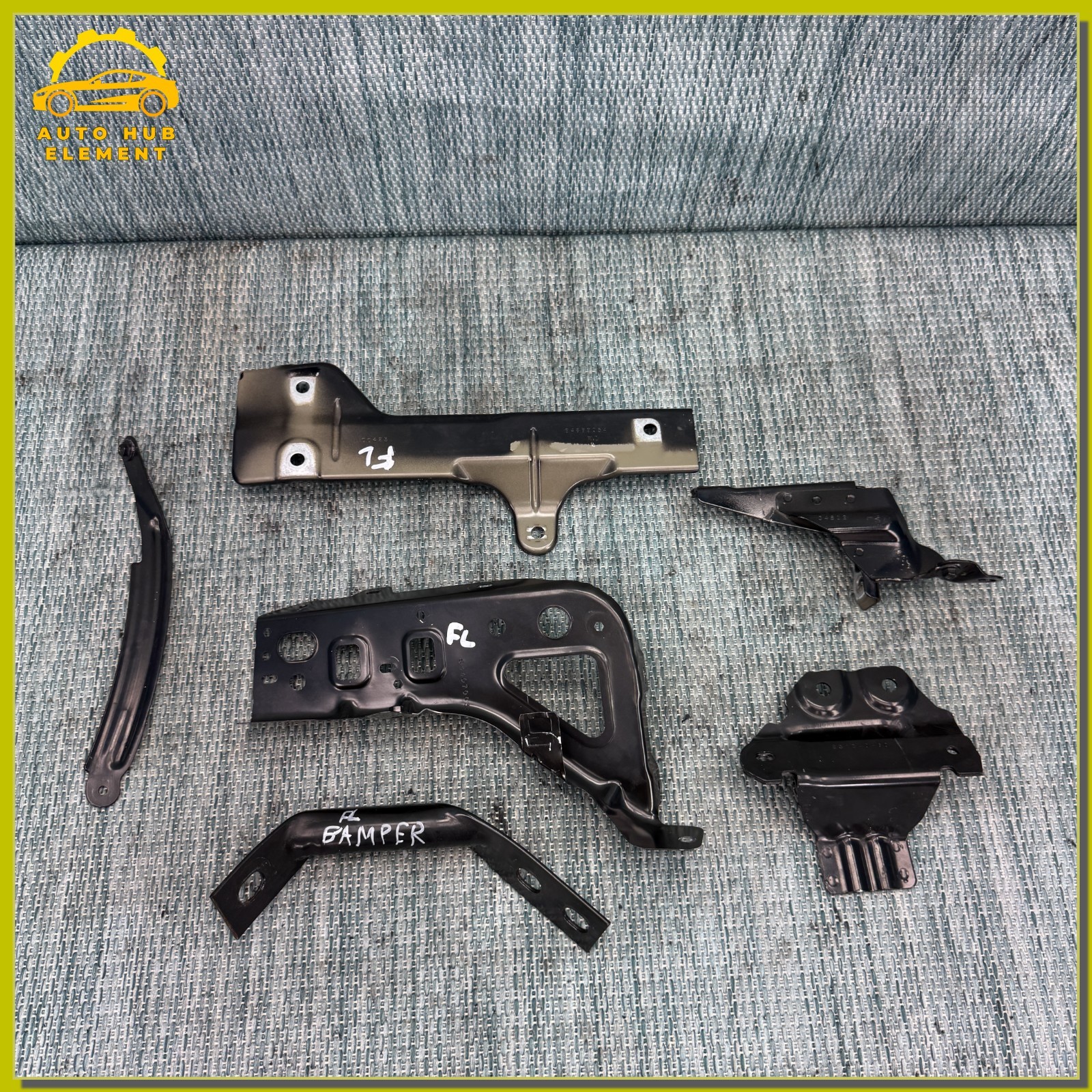 2019-2024 GMC Sierra 1500 Front Left Bumper Brackets Mount OEM 84407003 Set