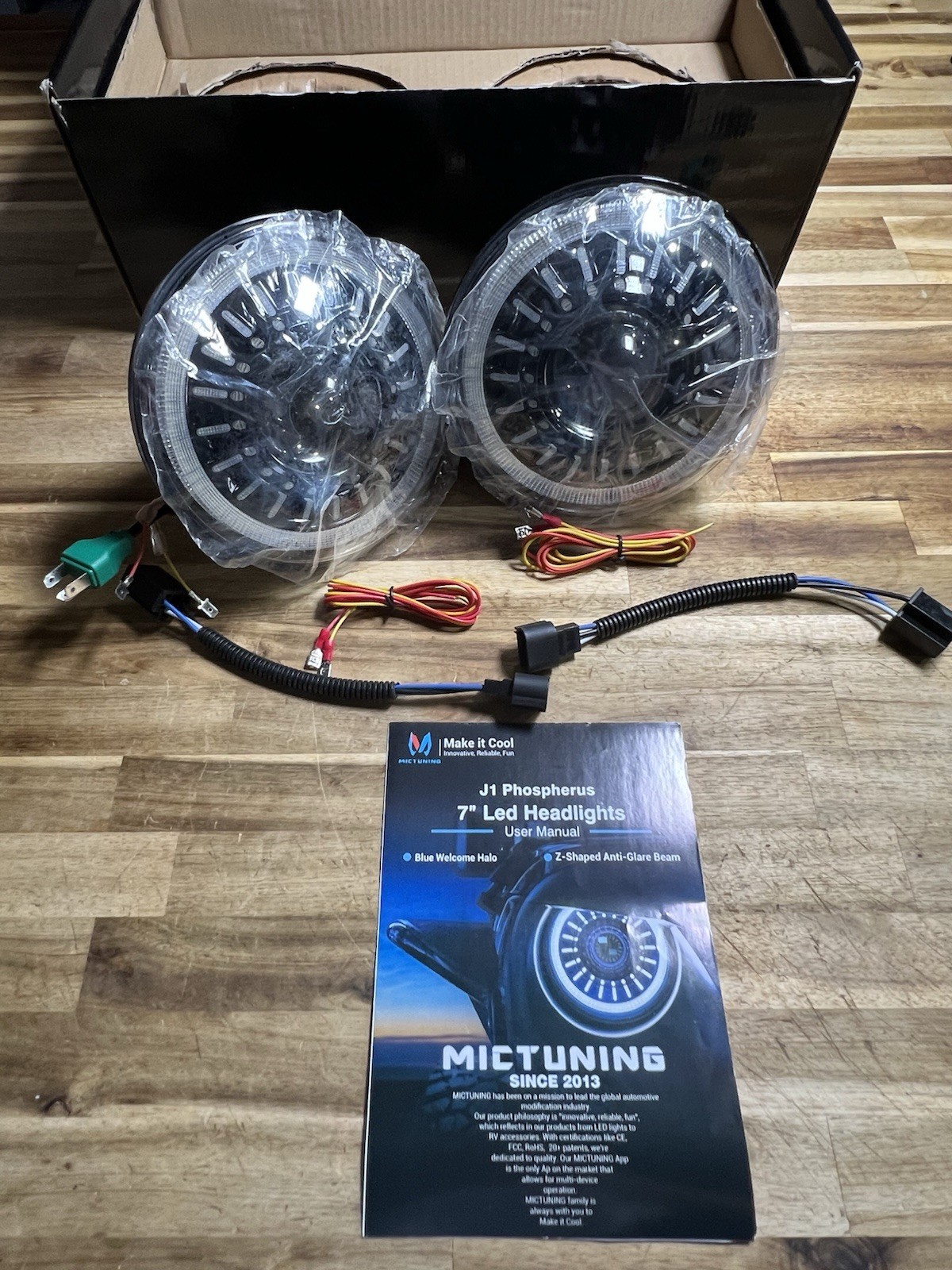 MICTUNING J1 NEW Pair 7 Inch Round Led Headlights w/Blue Start-up Welcome Halo