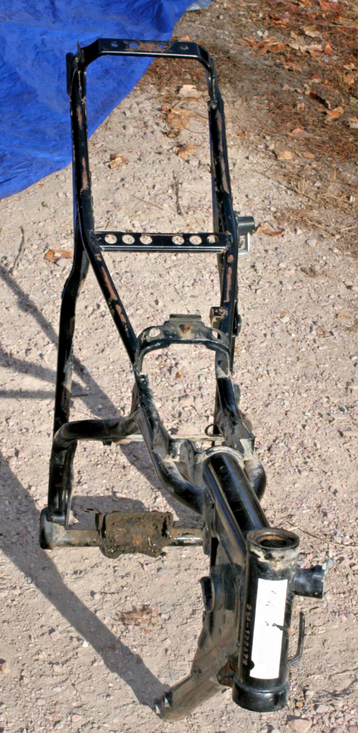 1980 YAMAHA XT 250  OEM FRAME W VIN # 3Y1-122675