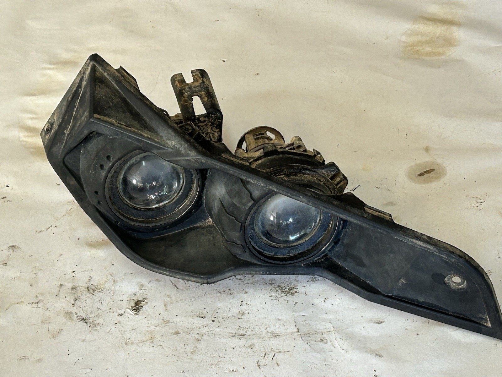 2013 Can Am Maverick 1000 OEM Front Right F.R Headlight Lamp 710006176