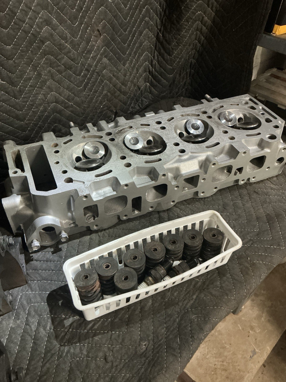 TOYOTA OEM 22RET 86-87 Pickup 4runner 4 Cylinder TURBO CYLINDER HEAD