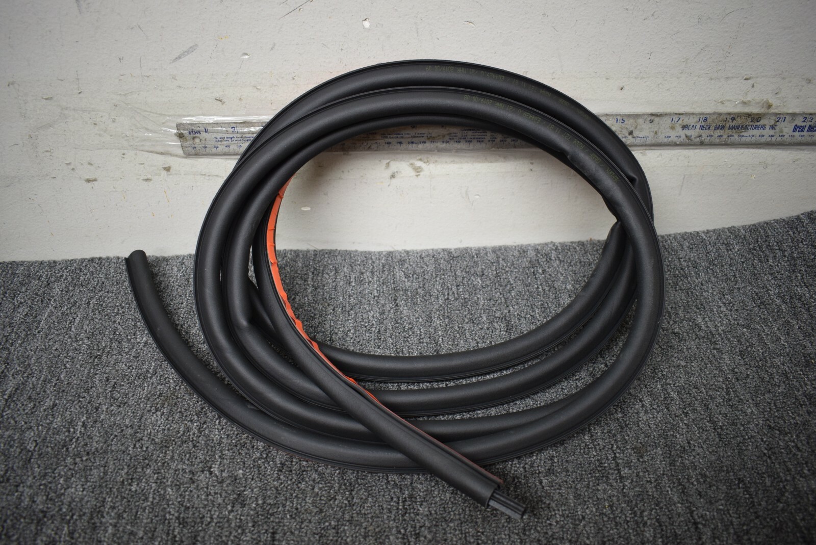 2016-2021 MERCEDES BENZ CLA 45 AMG DOOR WEATHER STRIP FACTORY OEM