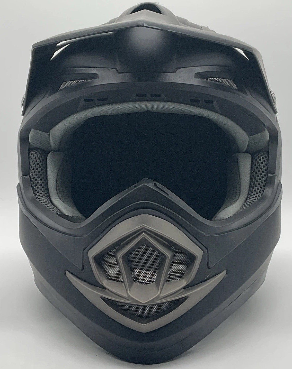 1Storm XP-14B Dual Sport Helmet Size XL No Shield DOT Cert Preowned Excellent 1Storm XP-14B Dual Sport Helmet Size XL No Shield DOT Cert Preowned Excellent