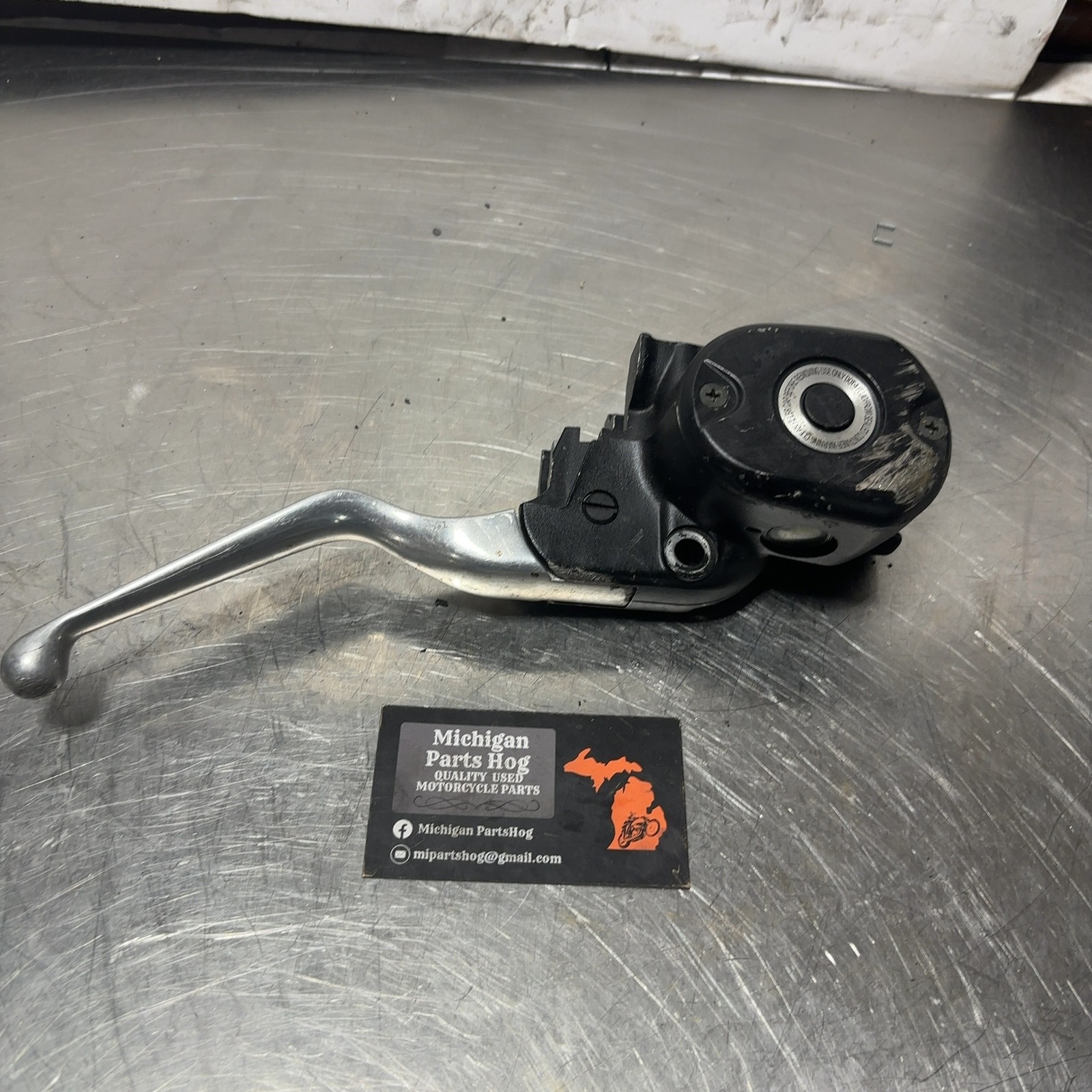 07-13 Harley Sportster XL 883 1200 OEM Single Front Brake Master Cylinder SCRAPE