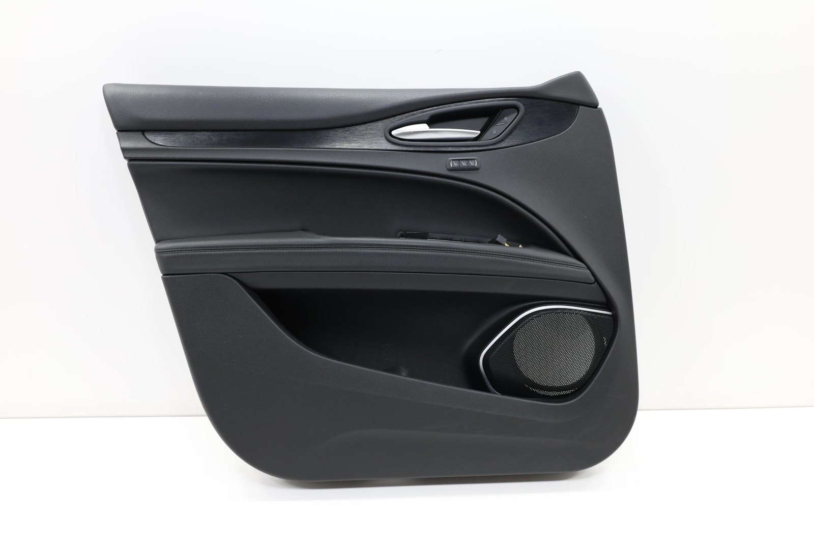 2020-2021 ALFA ROMEO STELVIO FRONT LEFT DOOR TRIM PANEL OEM 530260632 BLACK_XX