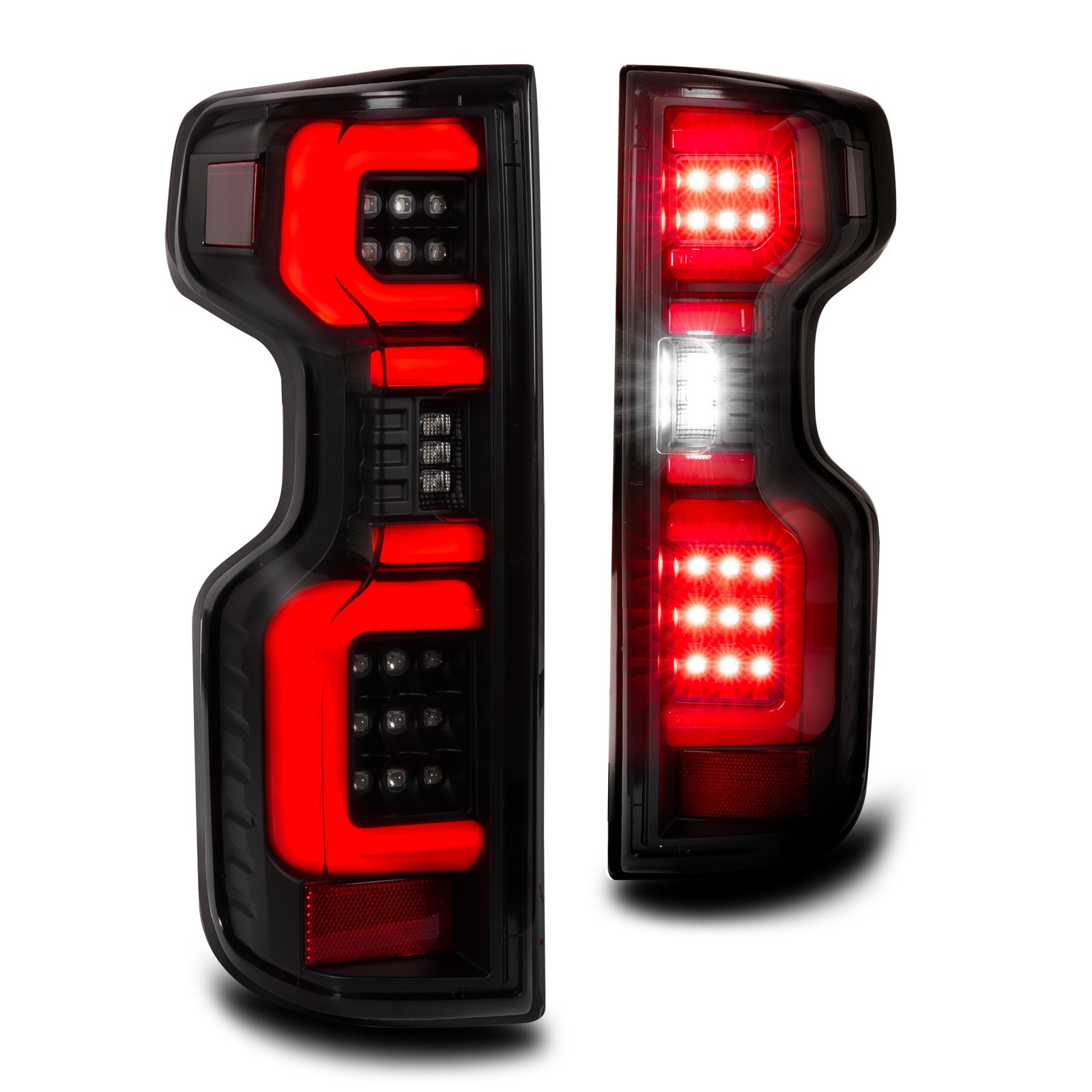 2019-2026 Chevy Silverado 1500/2020-2023 Silverado HD LED Tail Light w/OE LED