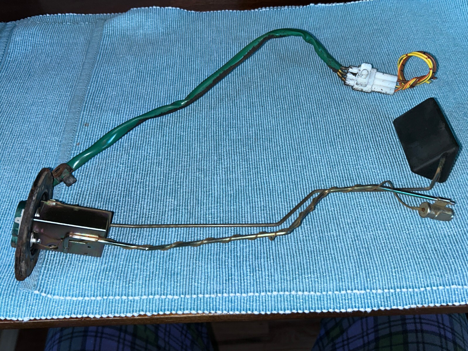 85-89 Toyota 4Runner Fuel Sending Unit Float Level Guage 22RE 3VZE OEM Japan