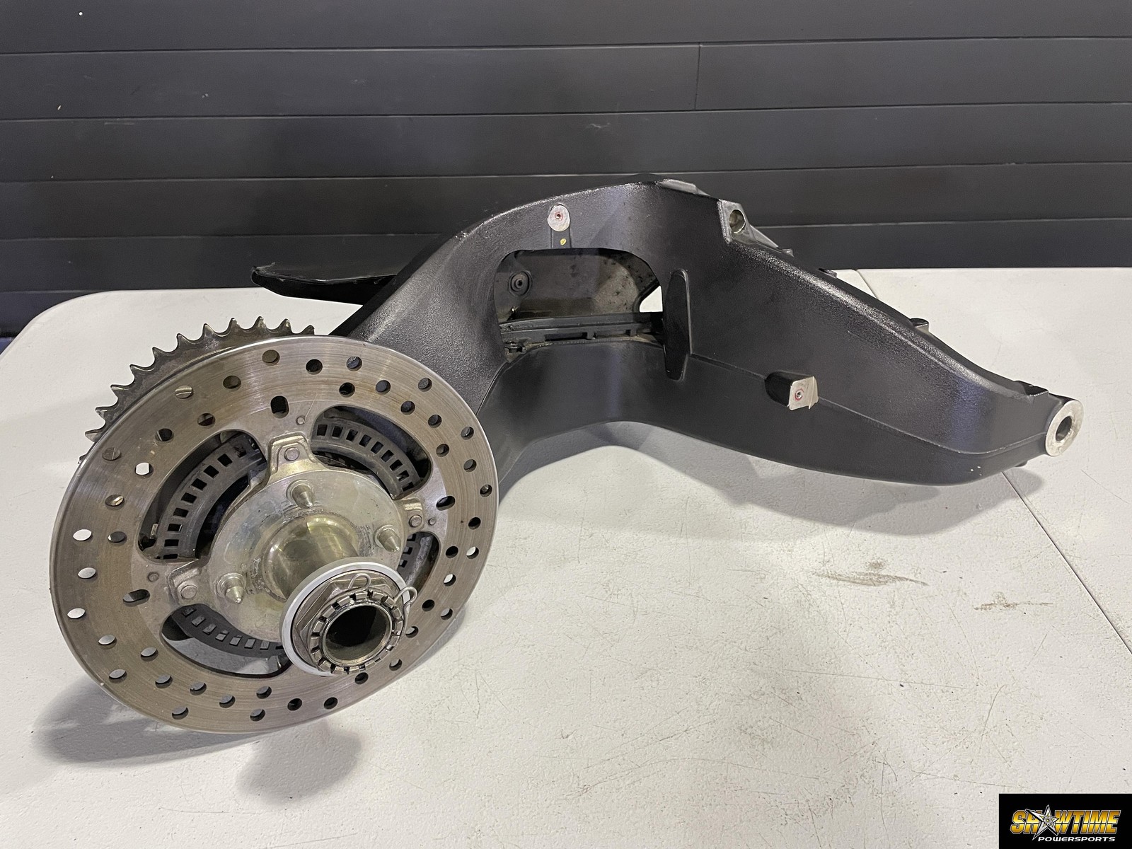 2012 DUCATI MONSTER 1100 EVO REAR SWINGARM BACK SUSPENSION SWING ARM