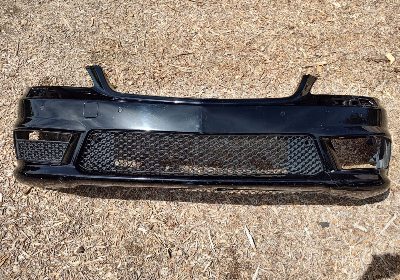 2010-2013 Mercedes W221 S63 AMG Front Bumper Cover Assembly *Damaged*