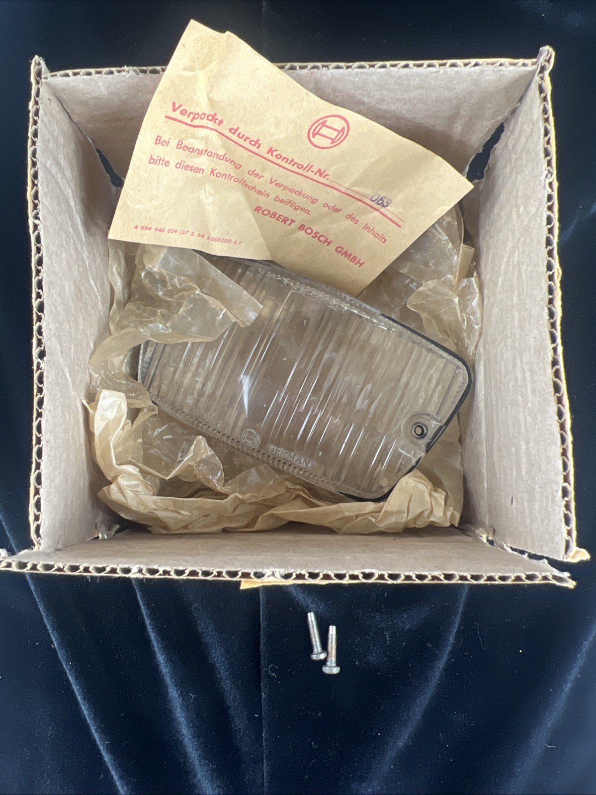 NOS Vtg Mercedes W110 Fintail Clear Plastic Lens Unit Boxed Bosch 1108220690
