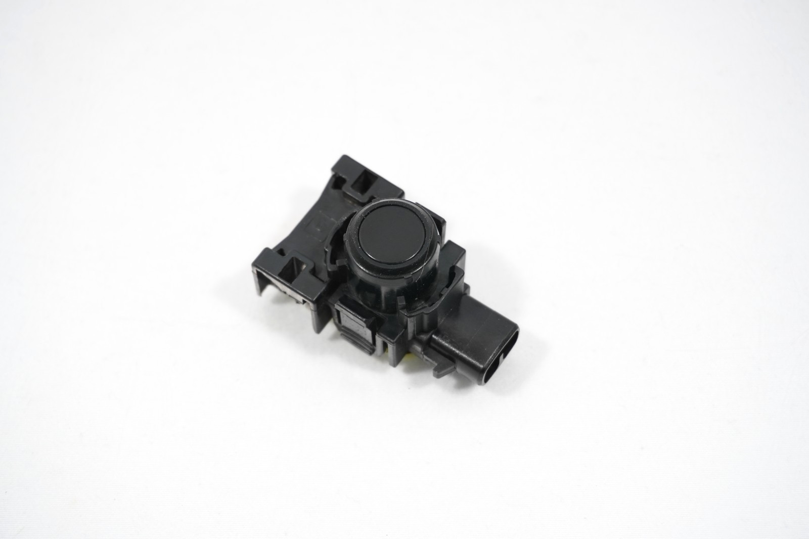 17-18 SUBARU FORESTER 87621SG000 PARKING SENSOR PARK ASSIST PDC BLACK 17-18 SUBARU FORESTER 87621SG000 PARKING SENSOR PARK ASSIST PDC BLACK