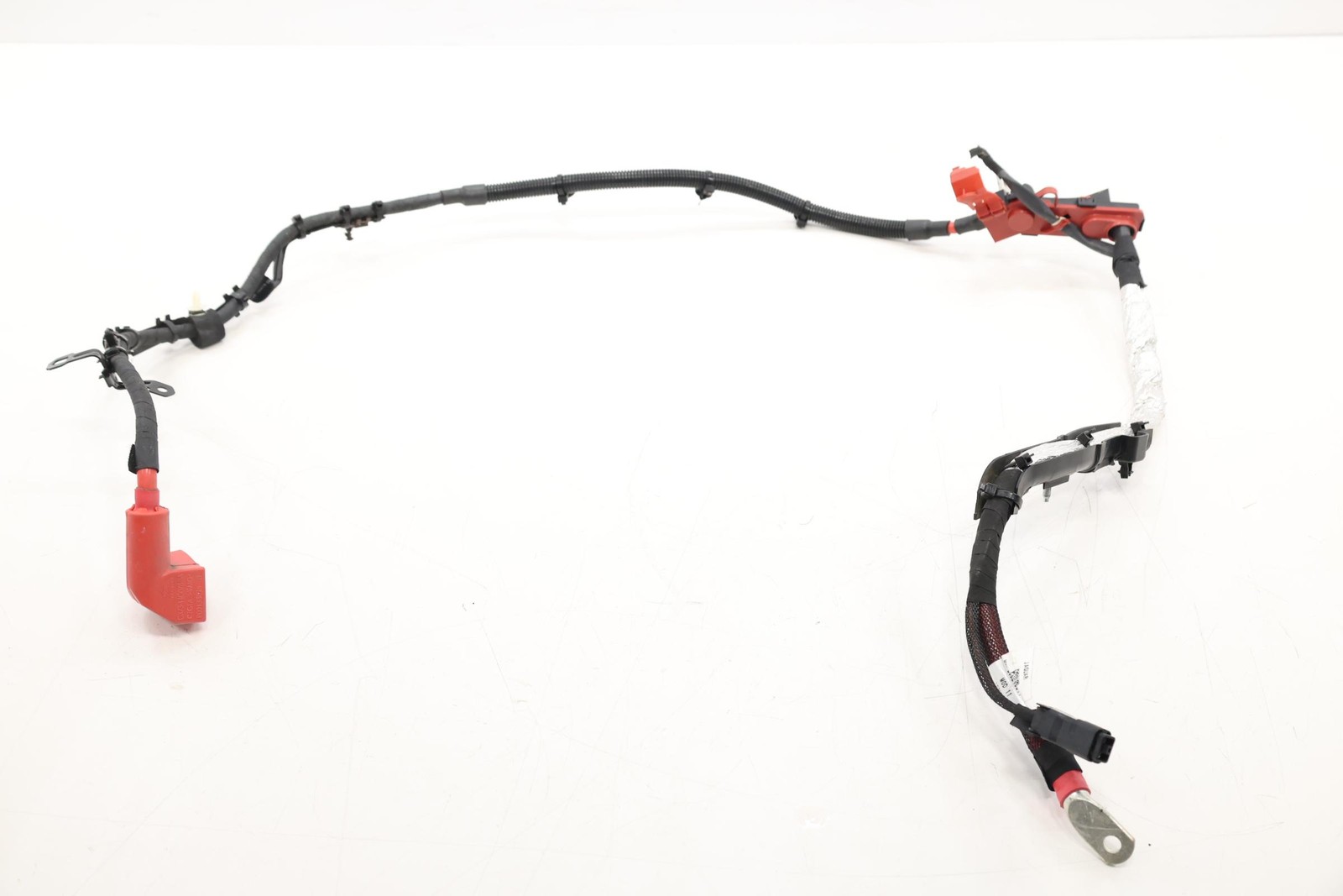 2021 - 2024 JAGUAR XF ENGINE BATTERY TO FUSE BOX CABLE WIRE WIRING OEM 2021 - 2024 JAGUAR XF ENGINE BATTERY TO FUSE BOX CABLE WIRE WIRING OEM