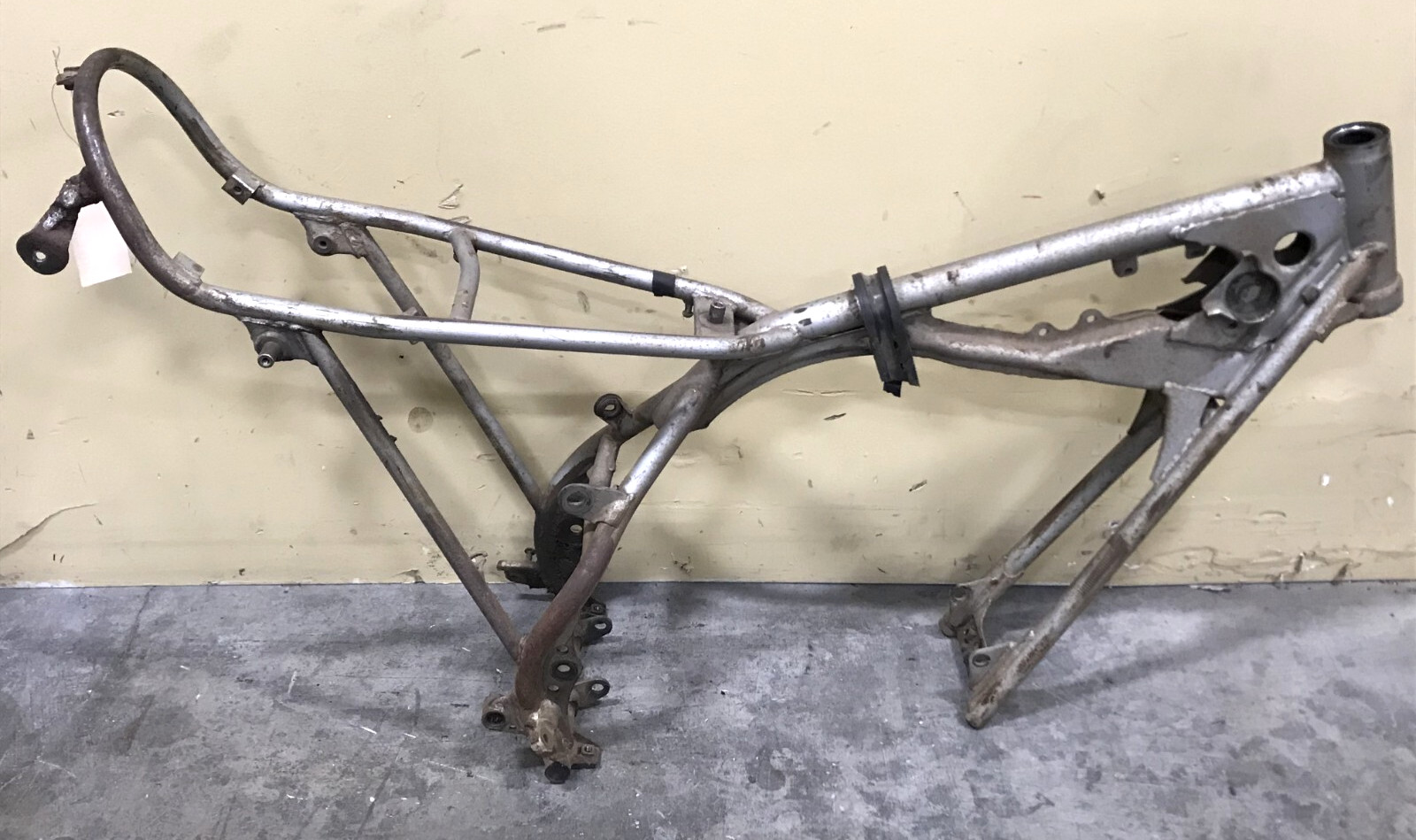 75 Yamaha TY250 TY 250 OEM Frame Chassis Body Subframe Cradle 1975