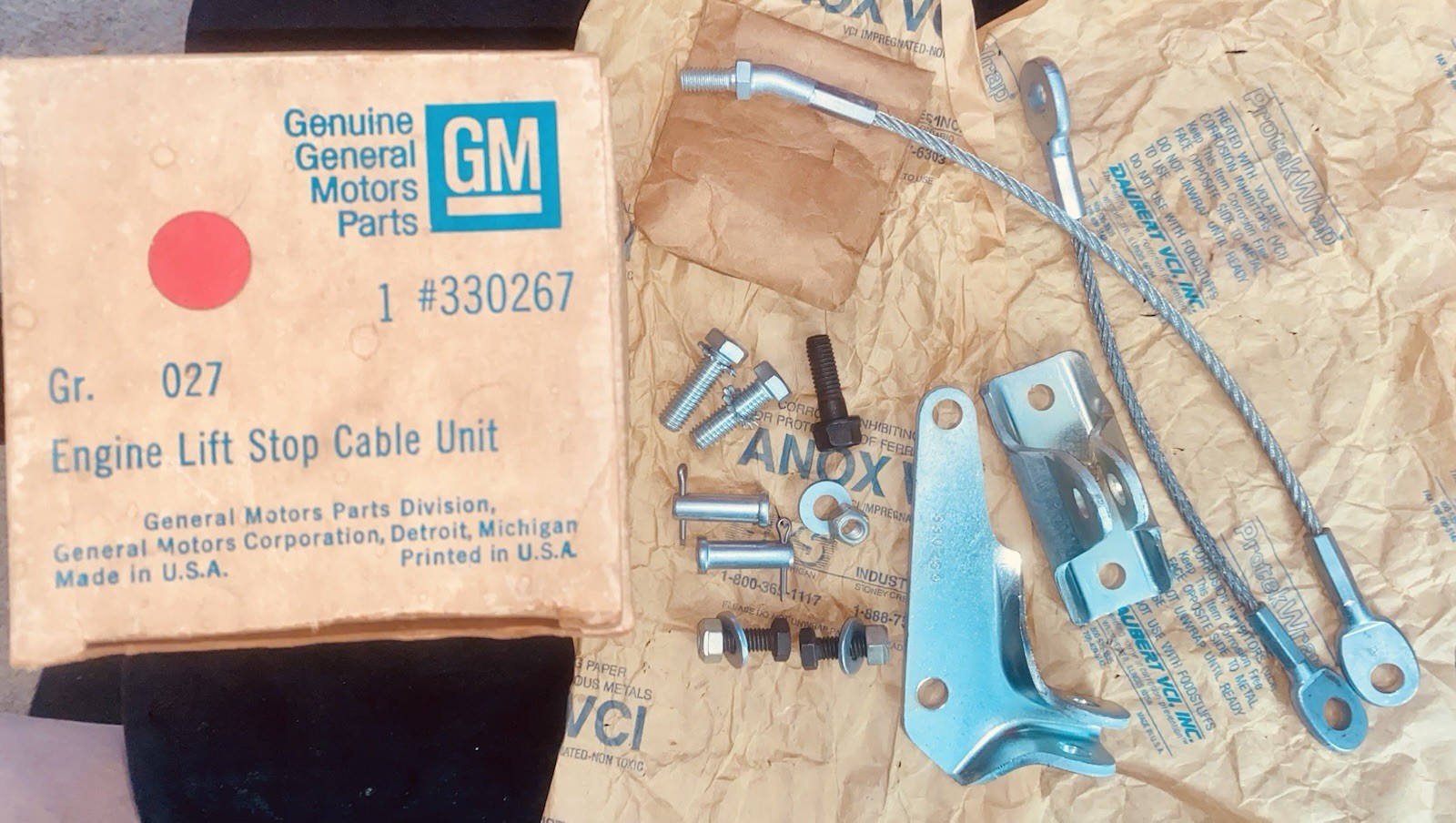 1965-67 Chevy II Nova 283-327 #330267 NOS Engine Stop Lift Kit , Complete