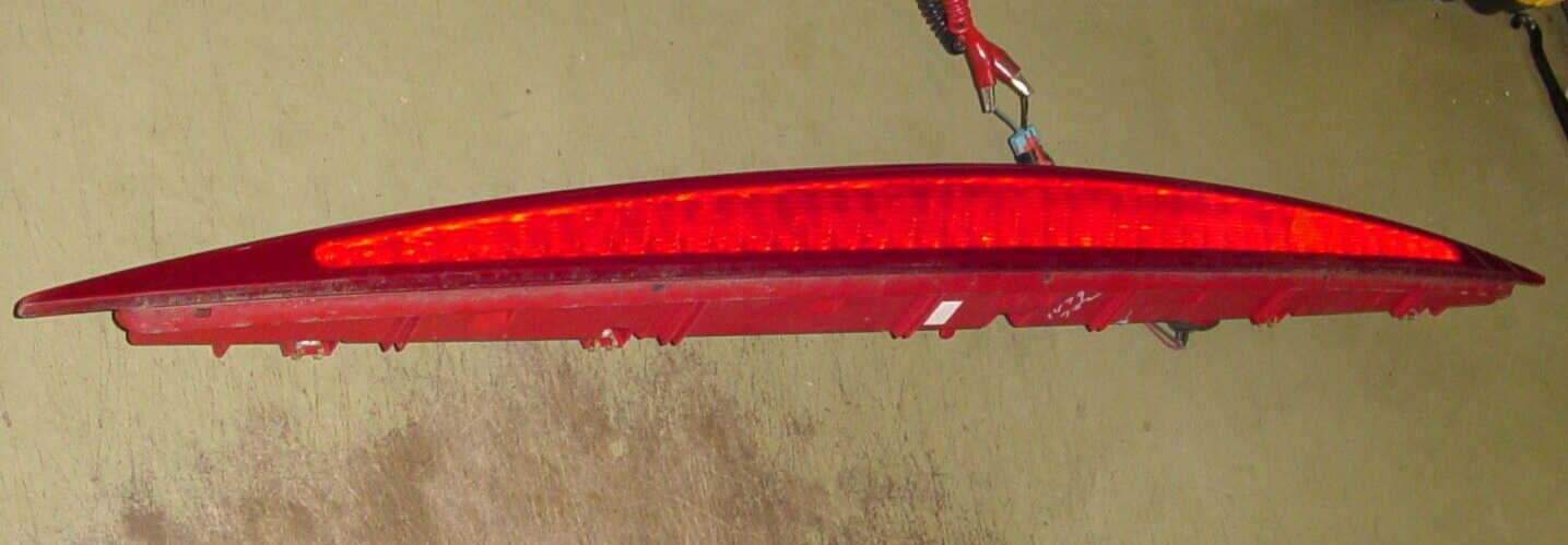 02 03 04-13 Cadillac Escalade 3RD THIRD LED Brake Light Lamp EXT Truck Only READ