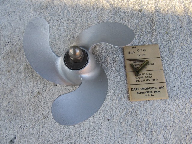 Evinrude Johnson antique outboard motor 3hp propeller 1952-55 Lightwin + JW-10