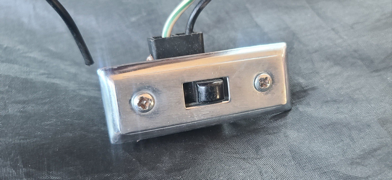 1967 1968 Cadillac Fleetwood Eldorado Rear Bench Seat Courtesy Light Switch