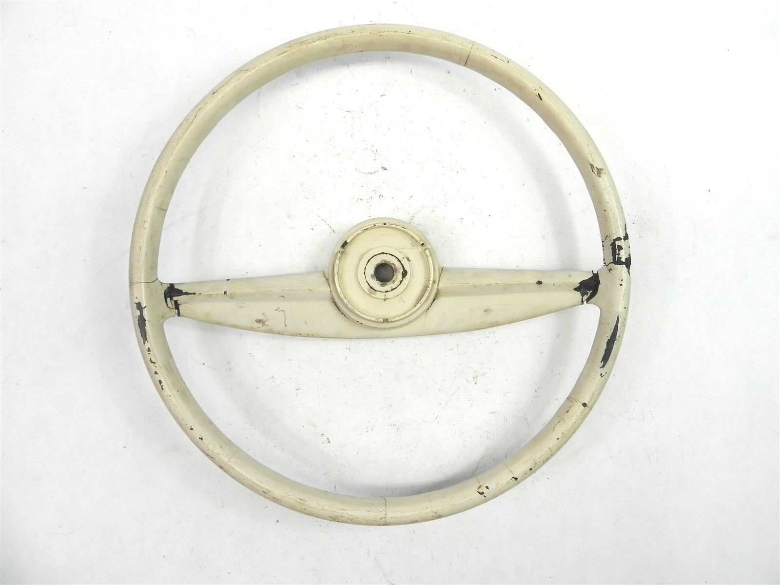 NICE VINTAGE USED 1951-1952-1953-1954 HENRY J STEERING WHEEL WITH USAGE WEAR