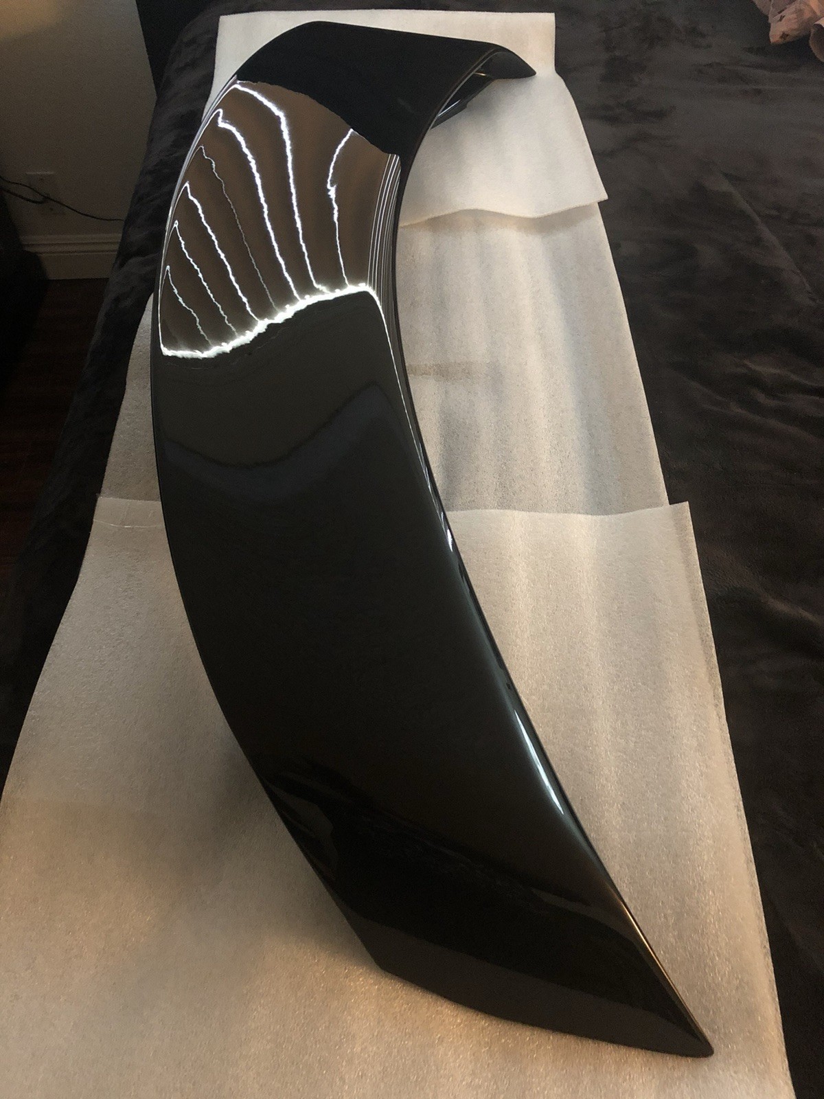 Ford Shelby GT350R OEM Carbon Fiber Spoiler (w/ dog bones)