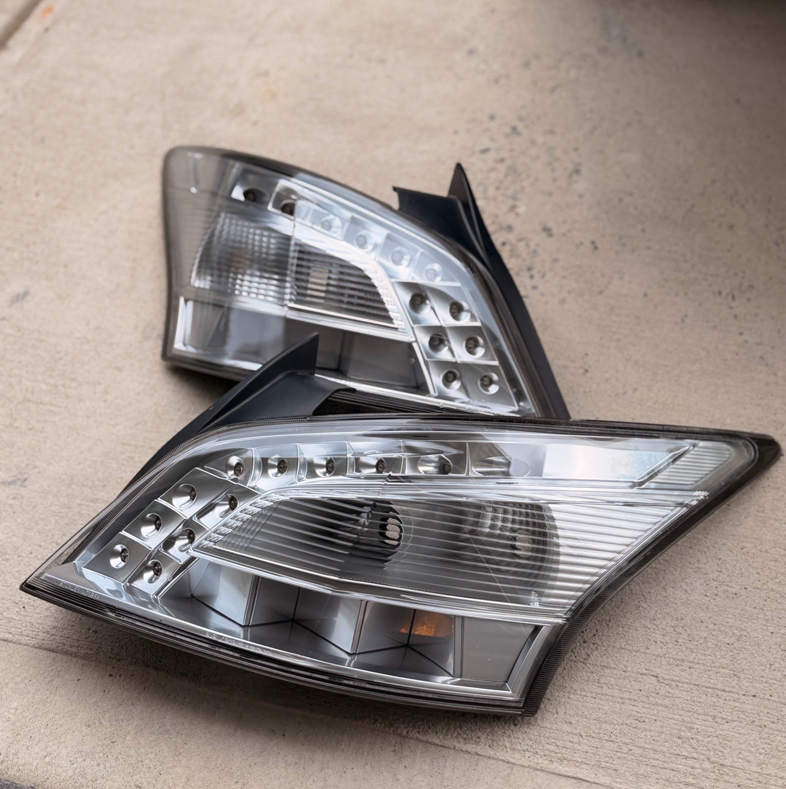 Tail Light Set Right Passenger Left Driver For 2009-2011 Nissan Maxima Clear