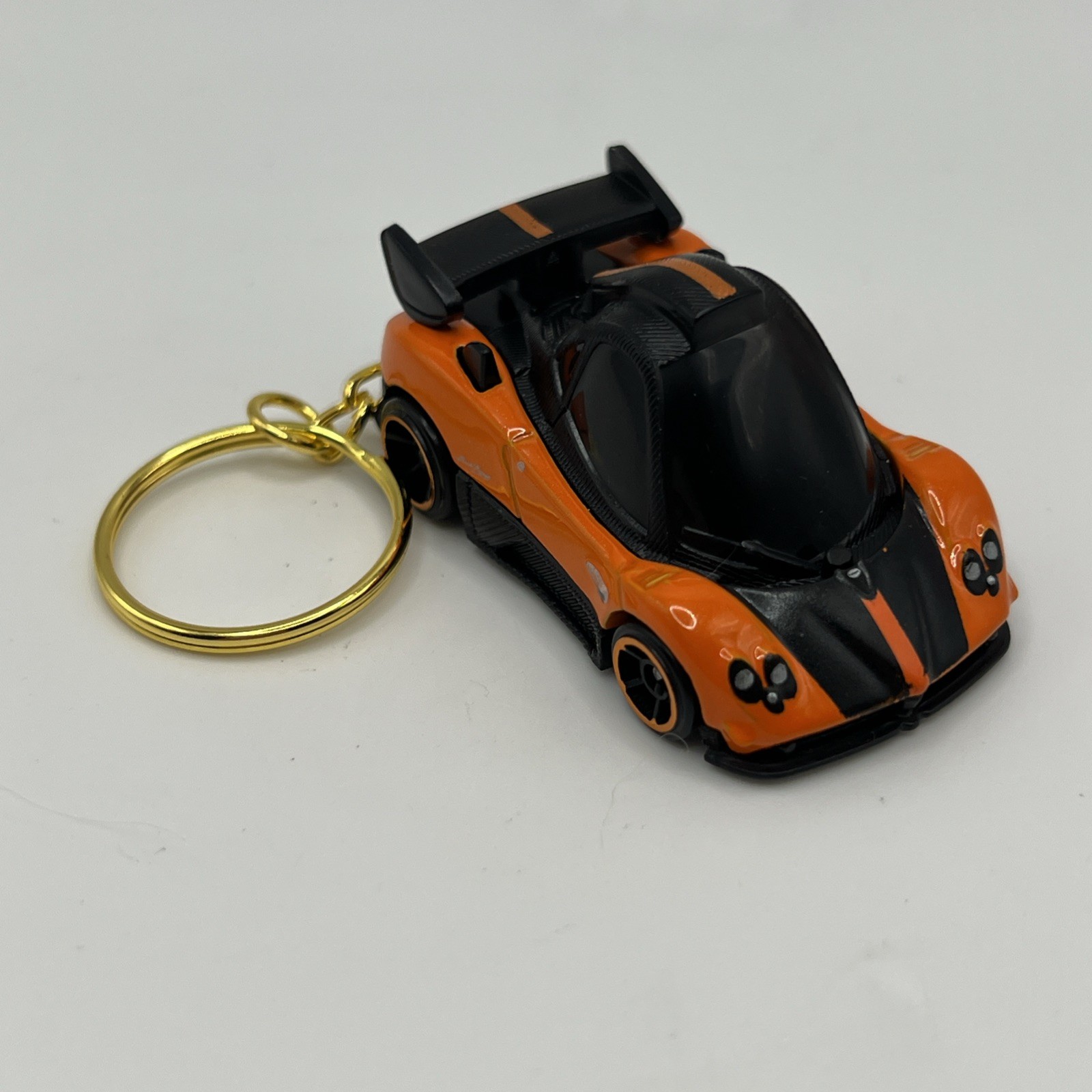 Hot Wheels Pagani Zonda Cinque Custom Keychain