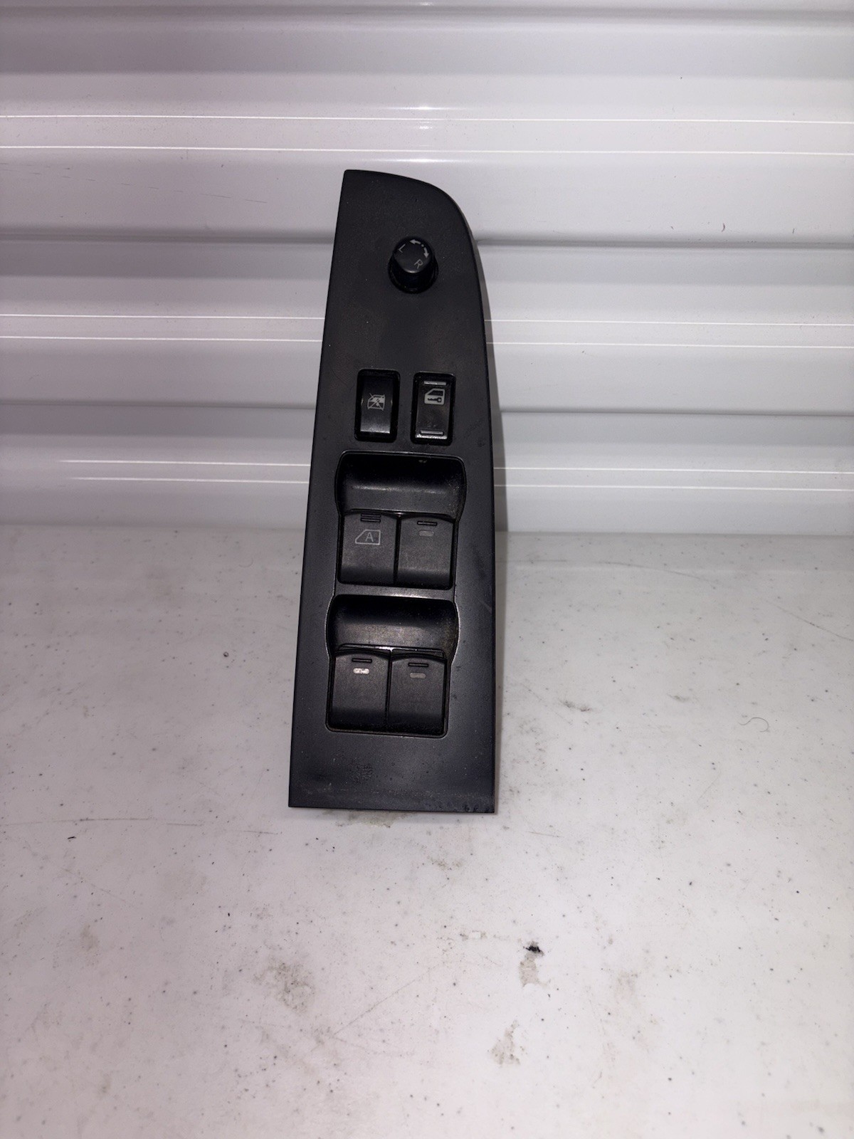 2007-2012 NISSAN ALTIMA FRONT LEFT MASTER POWER WINDOW MIRROR CONTROL SWITCH OEM