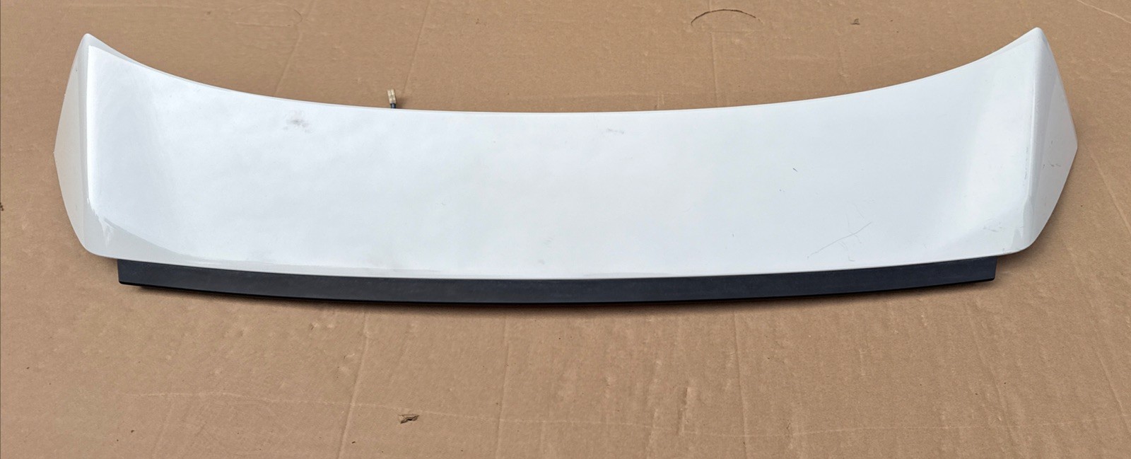 19-24 SUBARU FORESTER ROOF & 3RD BRAKE LIGHT SPOILER WING OEM 96031SJ000 White 19-24 SUBARU FORESTER ROOF & 3RD BRAKE LIGHT SPOILER WING OEM 96031SJ000 White