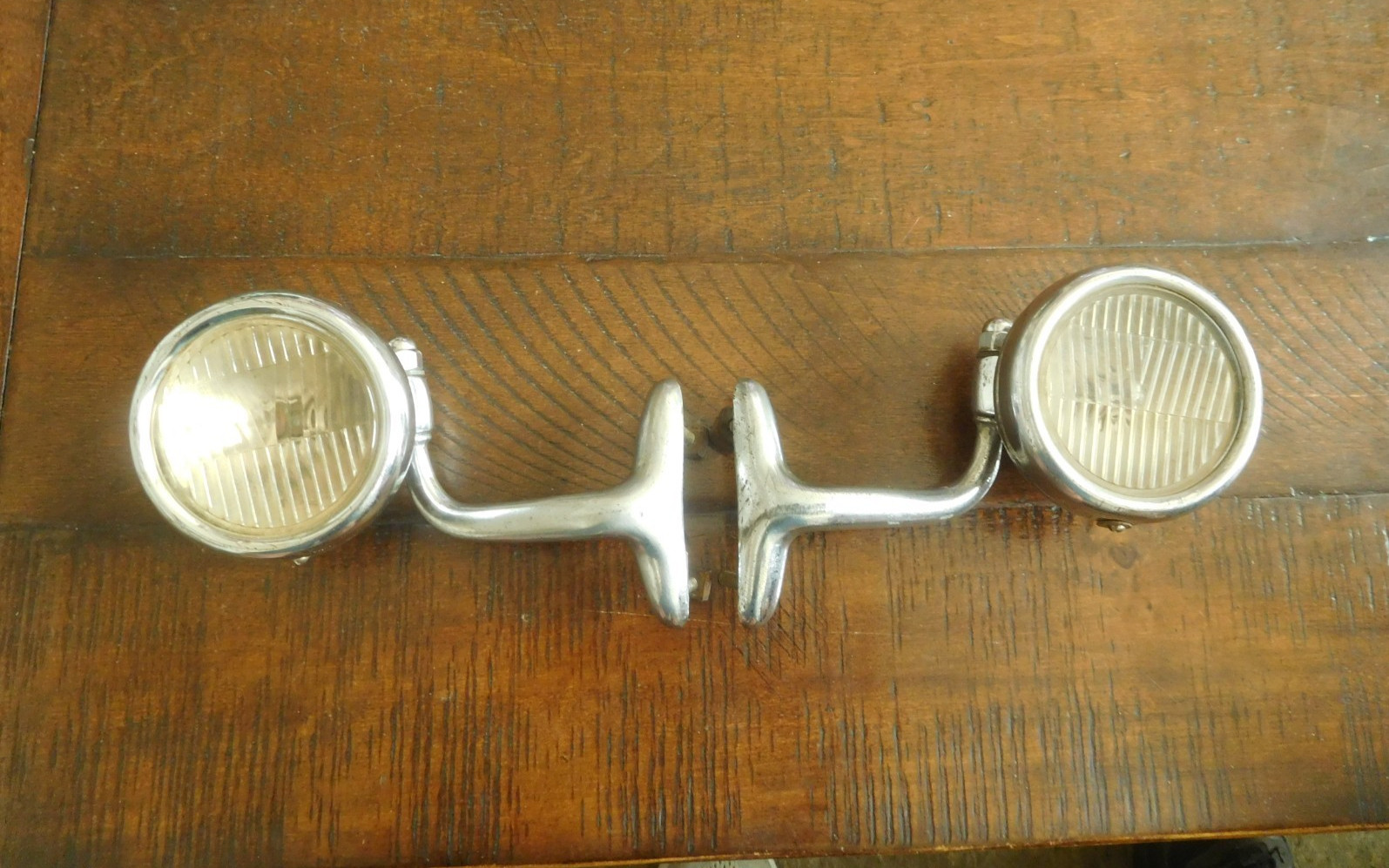 1929 Essex Cowl Lights with Brackets Hudson