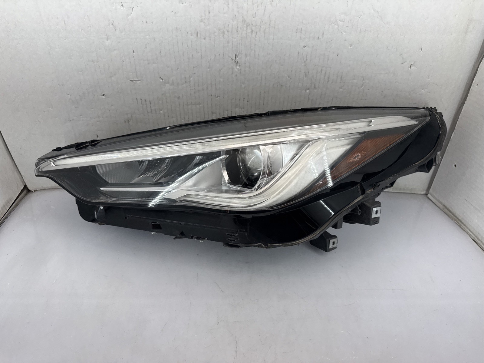 2019-2024 Infiniti QX50 QX55 Headlight Left LH Driver OEM LED 26060 5NA0A 2019-2024 Infiniti QX50 QX55 Headlight Left LH Driver OEM LED 26060 5NA0A