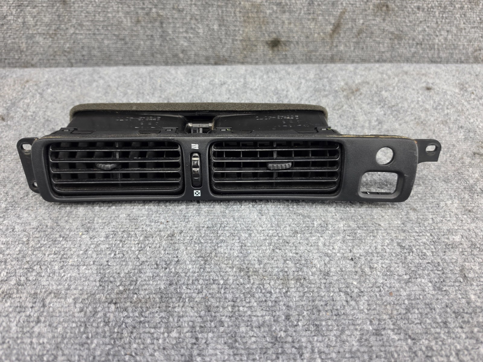 LEXUS 1997-2000 SC300 SC400 OEM FRONT CENTER DASHBOARD AC AIR VENT TRIM PANEL