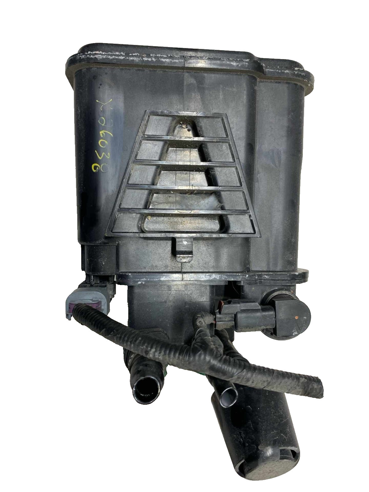 13-21 BUICK ENCORE Evaporator Canister 42782039 95128163