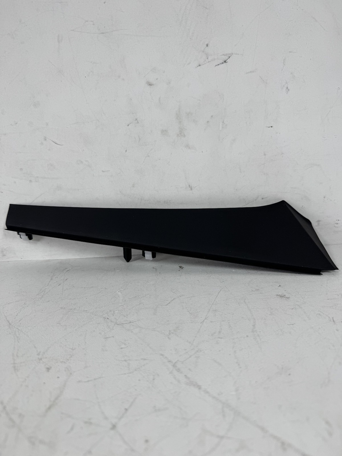 2024-2026 Tesla Cybertruck Bed Side Baffle Applique Right Hand OEM 1776410-00-D