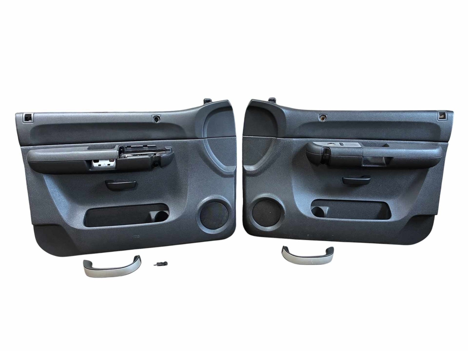 2007 - 2009 Silverado Sierra Pair Left & Right Front Door Trim Panels Ebony OEM